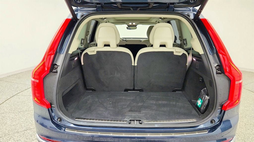 Used 2024 Volvo XC90 B6 Plus w/ Protection Package Premier AWD/4WD image 22