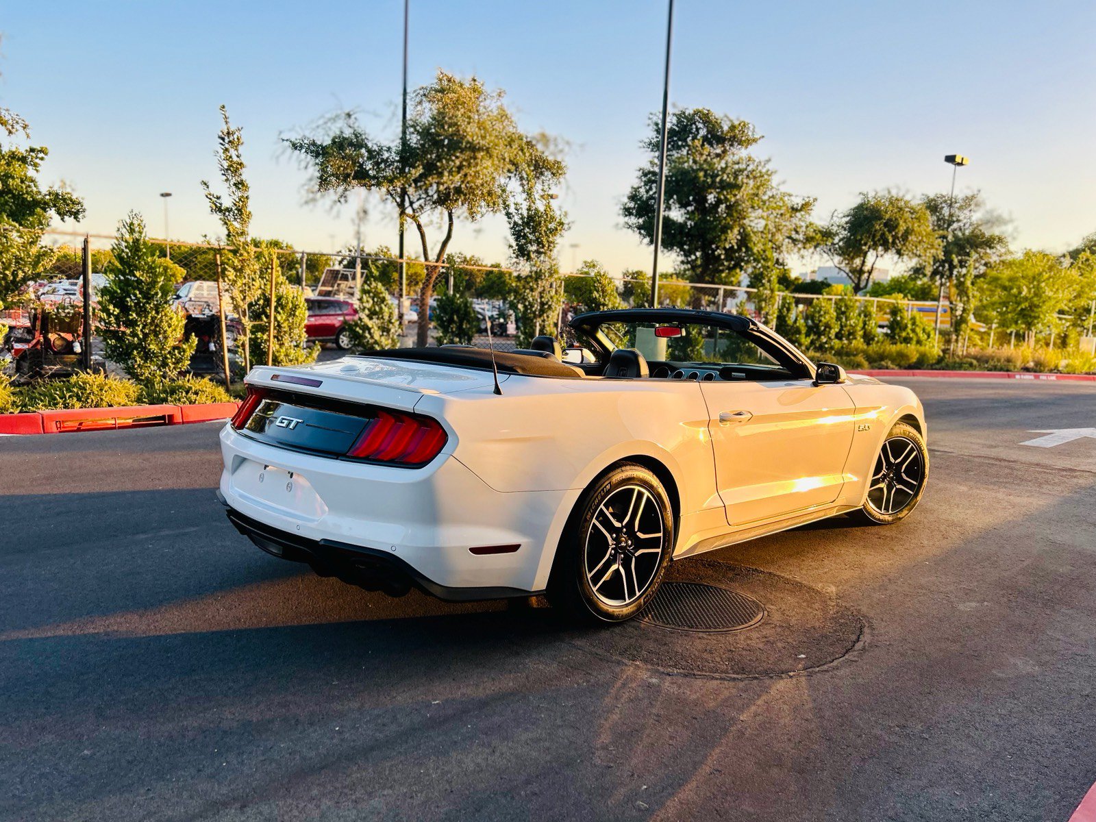 Used 2019 Ford Mustang GT Premium RWD image 10