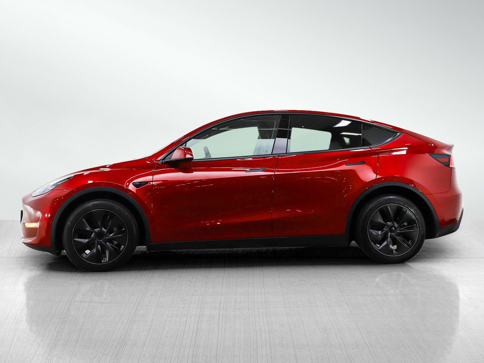 Used 2025 Tesla Model Y Long Range image 2