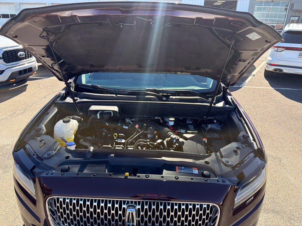 Certified 2023 Lincoln Nautilus Reserve AWD/4WD image 35