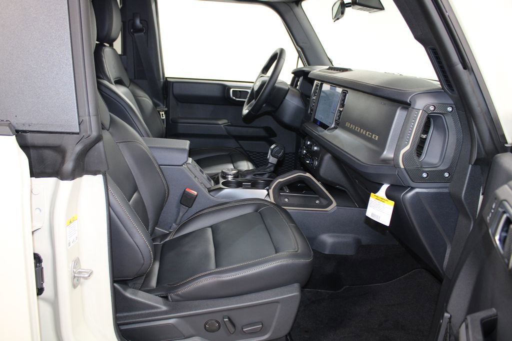New 2025 Ford Bronco Badlands image 27
