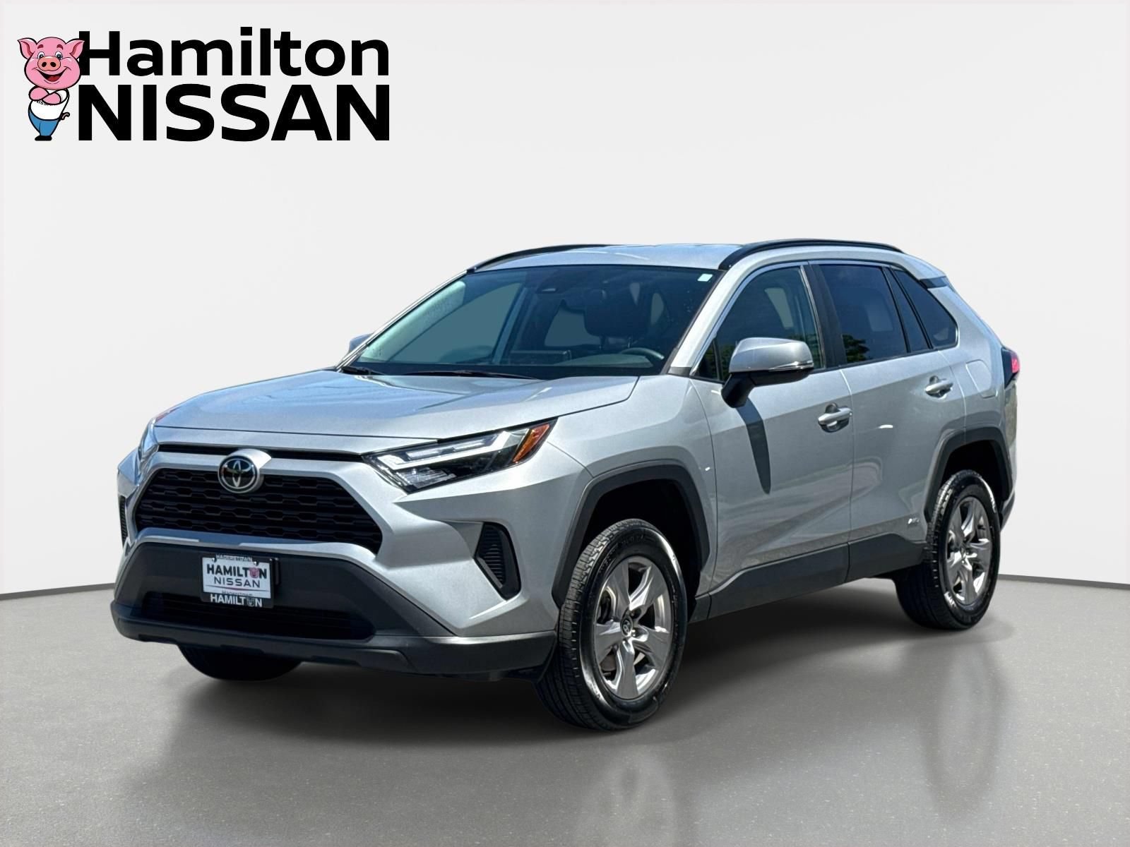 Used 2025 Toyota RAV4 XLE AWD/4WD image 5