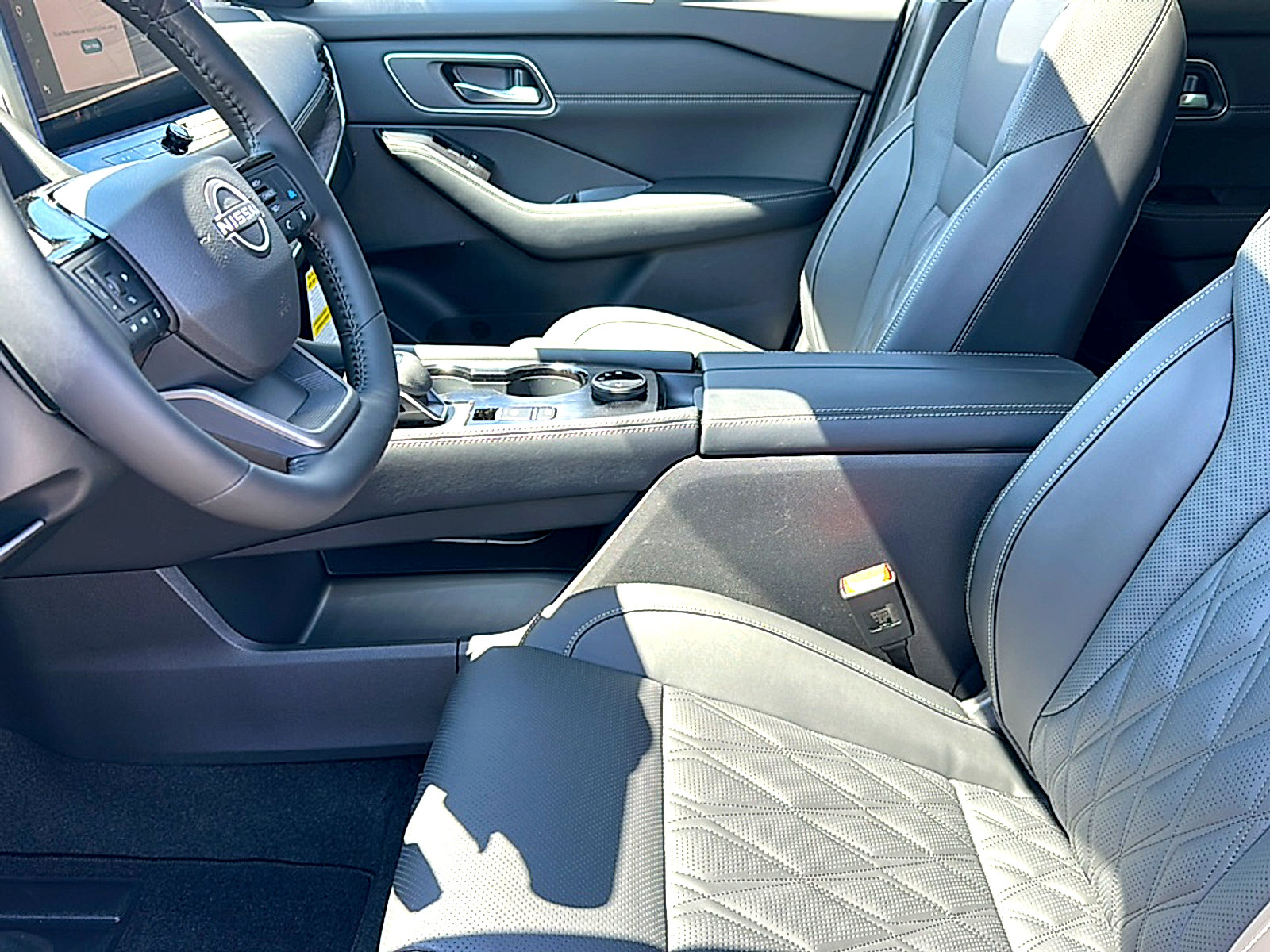 New 2026 Nissan Rogue Platinum AWD/4WD image 10