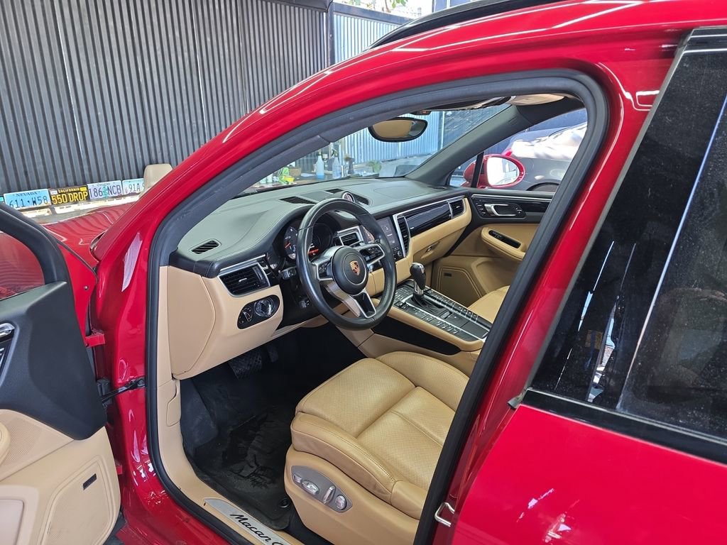 Used 2017 Porsche Macan GTS image 17
