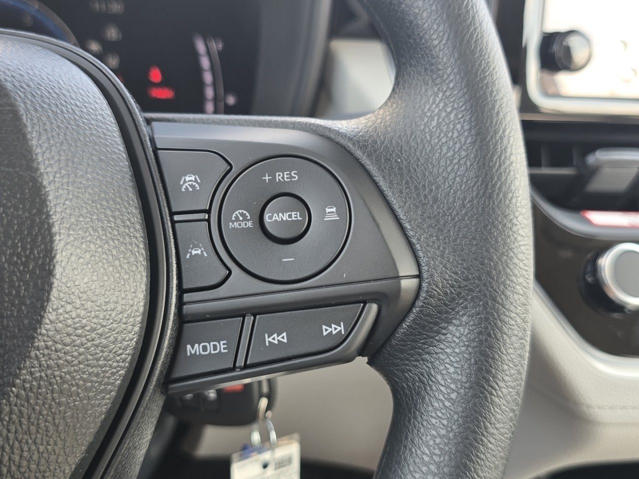 New 2026 Toyota Corolla Cross L FWD image 27