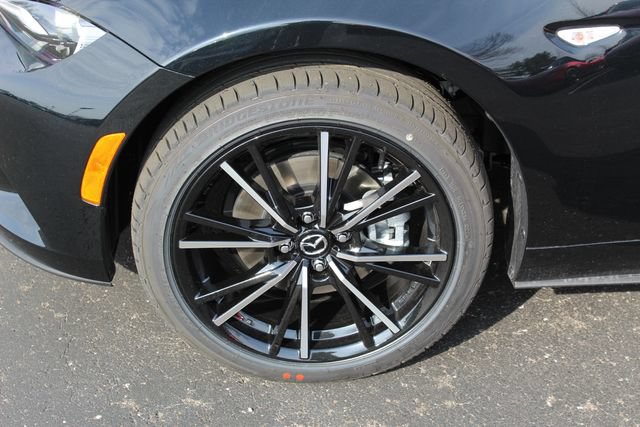 New 2026 MAZDA MX-5 Miata RF Grand Touring RWD image 10