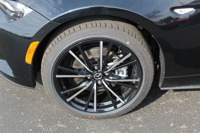 New 2026 MAZDA MX-5 Miata RF Grand Touring RWD image 10