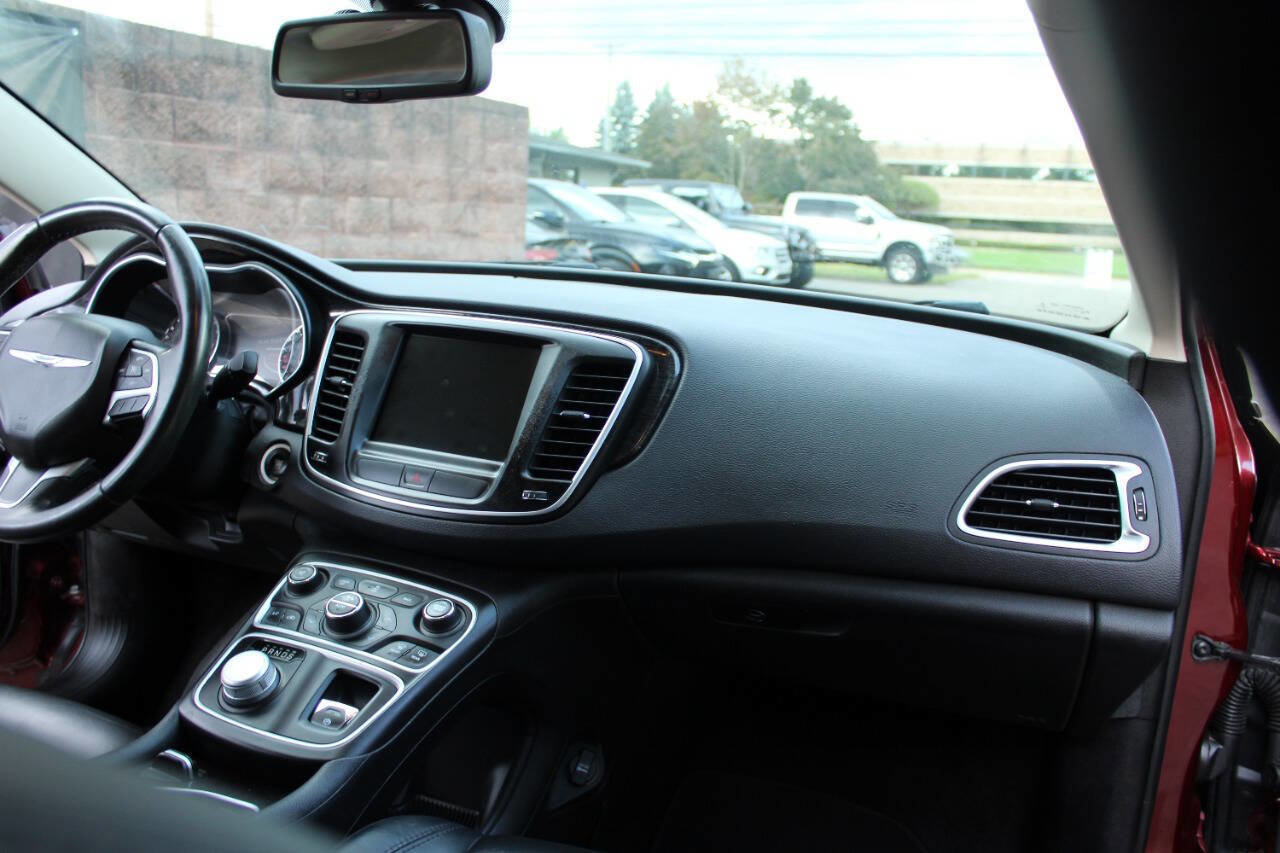 Used 2015 Chrysler 200 C w/ Navigation & Sound Group I image 9