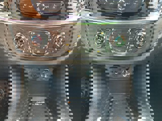 Used 2023 Chevrolet Traverse LT image 29