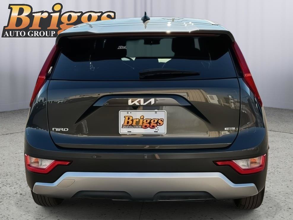 Certified 2025 Kia Niro LX FWD image 4