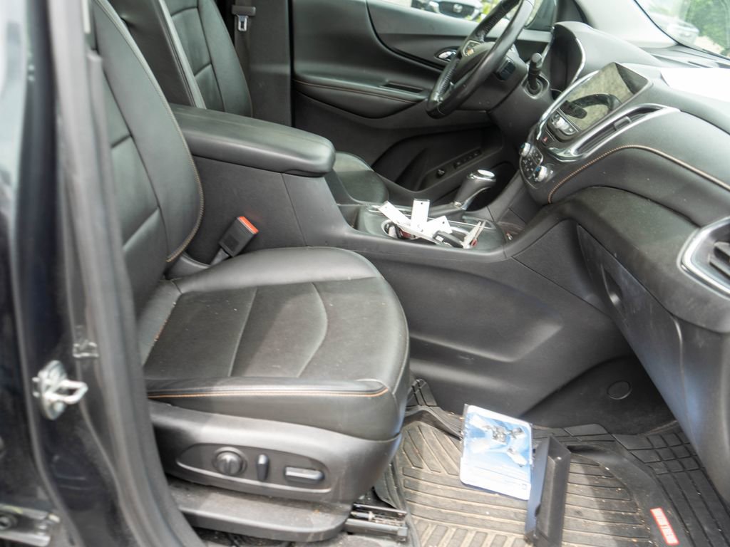 Used 2019 Chevrolet Equinox Premier w/ Premier True North Edition AWD/4WD image 10