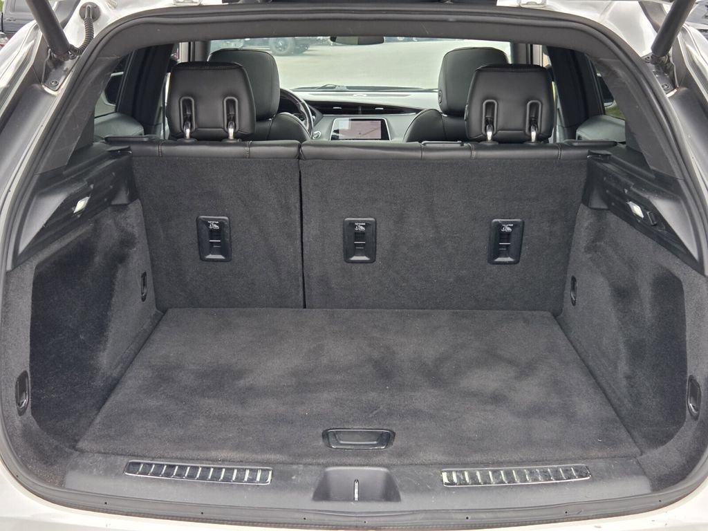 Used 2021 Cadillac XT4 Sport image 14