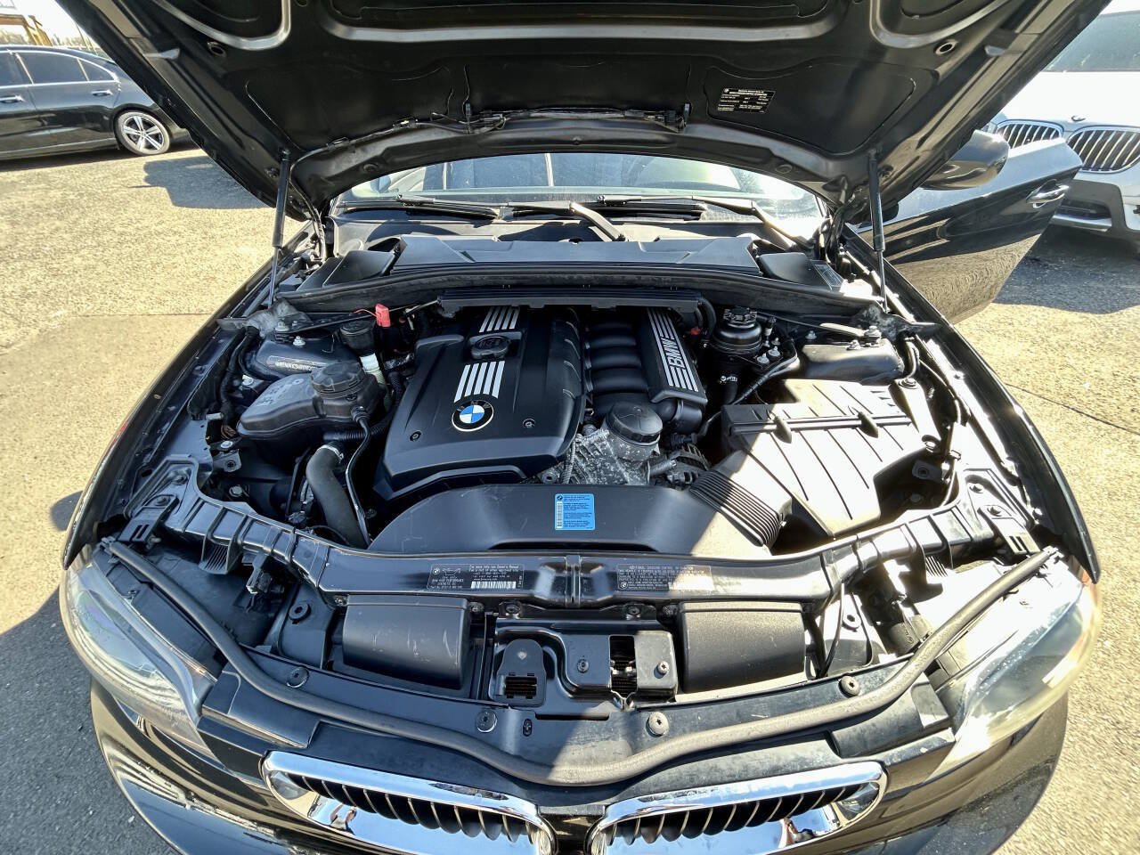 Used 2011 BMW 128i Convertible RWD image 24