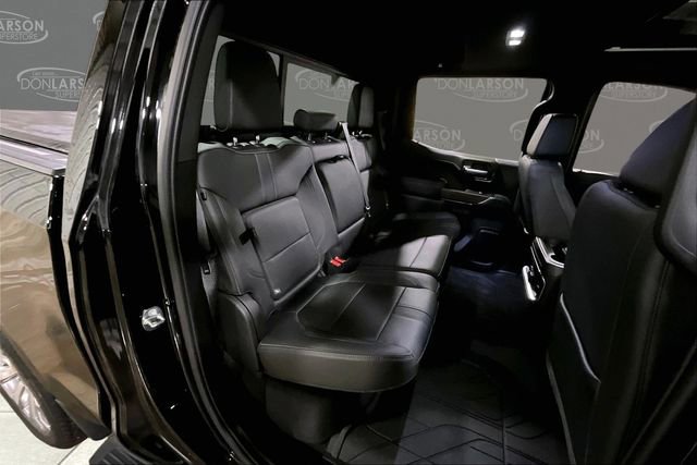 Used 2022 Chevrolet Silverado 1500 High Country w/ Technology Package image 17