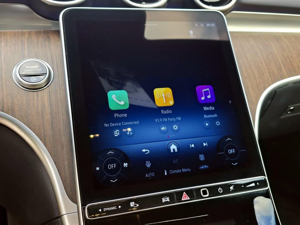 Used 2025 Mercedes-Benz C 300 Sedan image 14