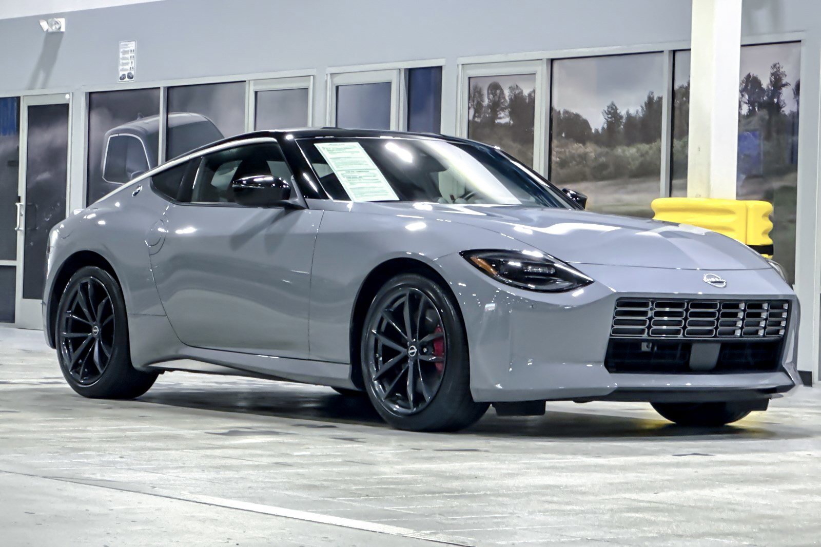 Used 2024 Nissan Z Performance w/ Floor Mat Package image 7