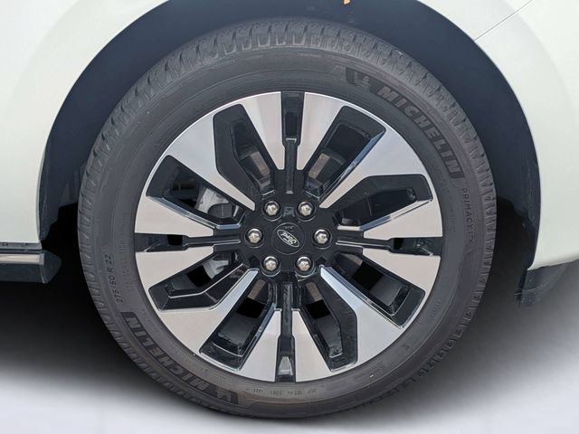 Used 2025 Ford Expedition Max Platinum w/ Platinum Ultimate Package AWD/4WD image 11