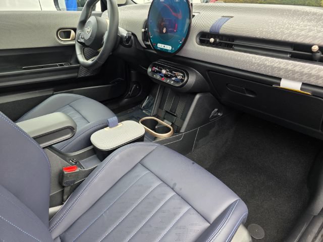 Used 2025 MINI Cooper S FWD image 11