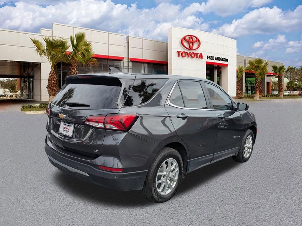 Used 2023 Chevrolet Equinox LT image 4