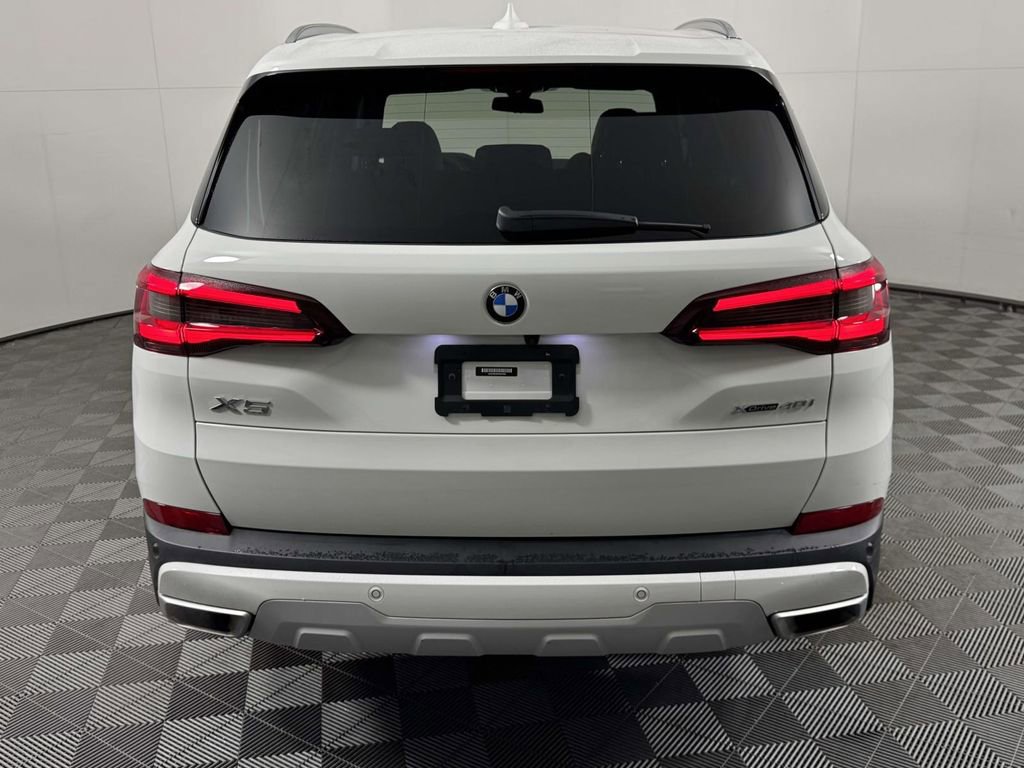 Used 2023 BMW X5 xDrive40i image 9