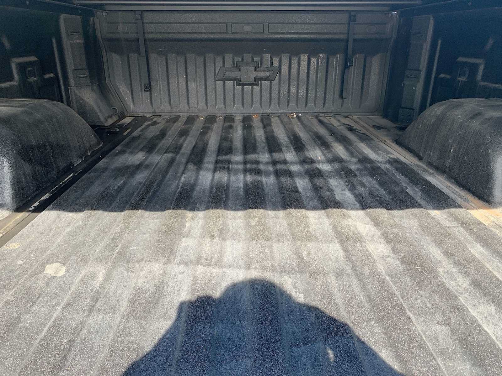 Certified 2021 Chevrolet Silverado 1500 Custom Trail Boss w/ LPO, Dark Essentials Package AWD/4WD image 23