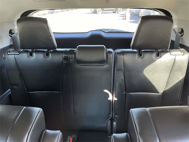 Used 2023 Toyota Highlander XLE image 18