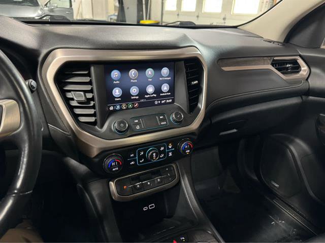 Used 2021 GMC Acadia Denali w/ Denali Ultimate Package AWD/4WD image 19