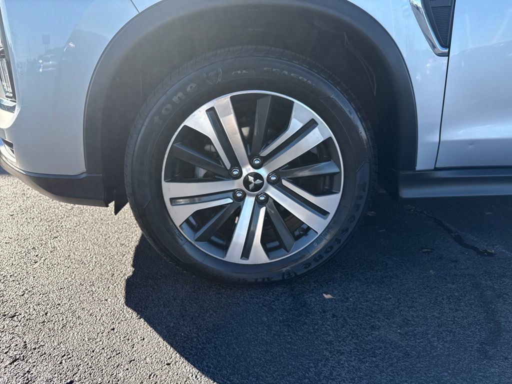 Used 2021 Mitsubishi Outlander Sport SE image 32