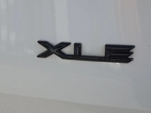 Used 2024 Toyota Grand Highlander AWD image 27
