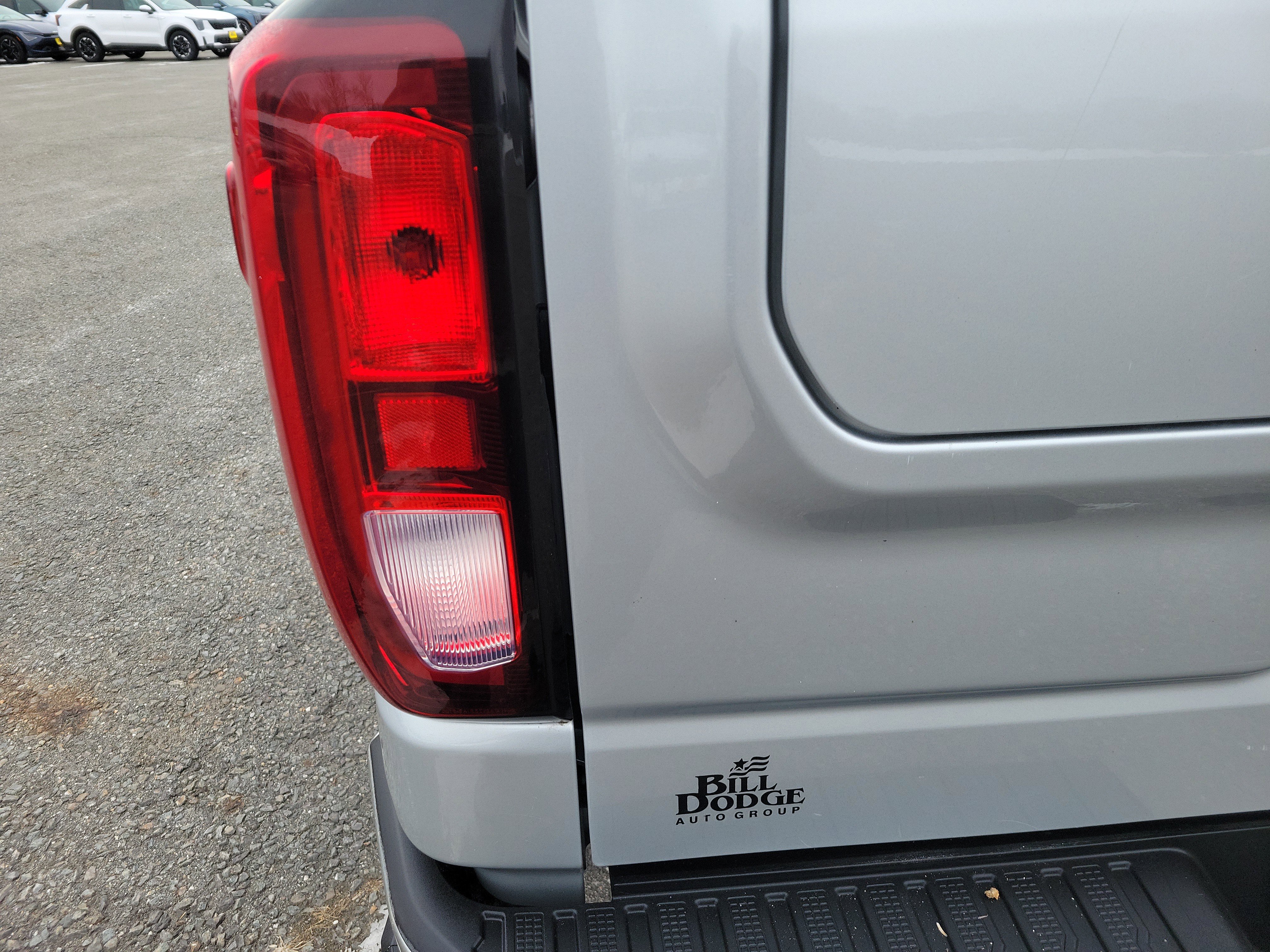 Used 2021 GMC Sierra 1500 SLE w/ X31 Off-Road Package image 11