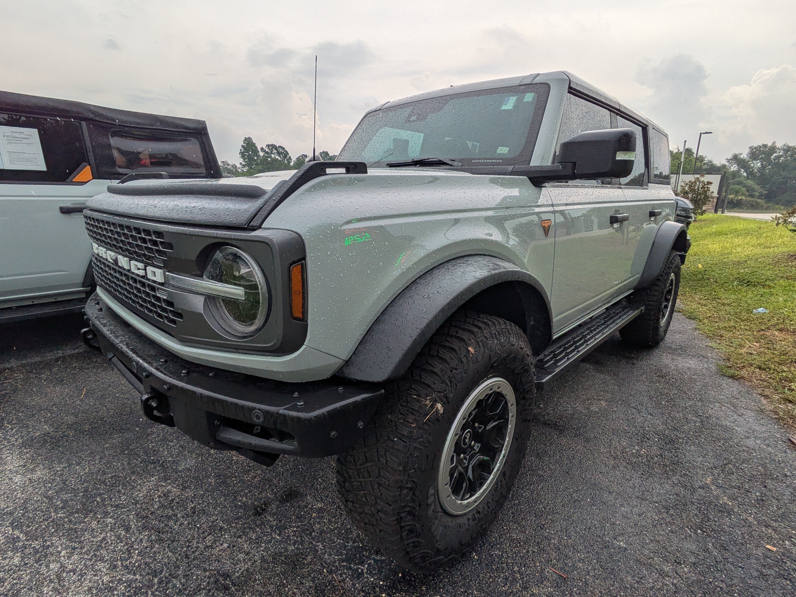 Used 2022 Ford Bronco Badlands AWD/4WD image 8