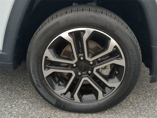 Used 2022 Jeep Compass Limited image 10