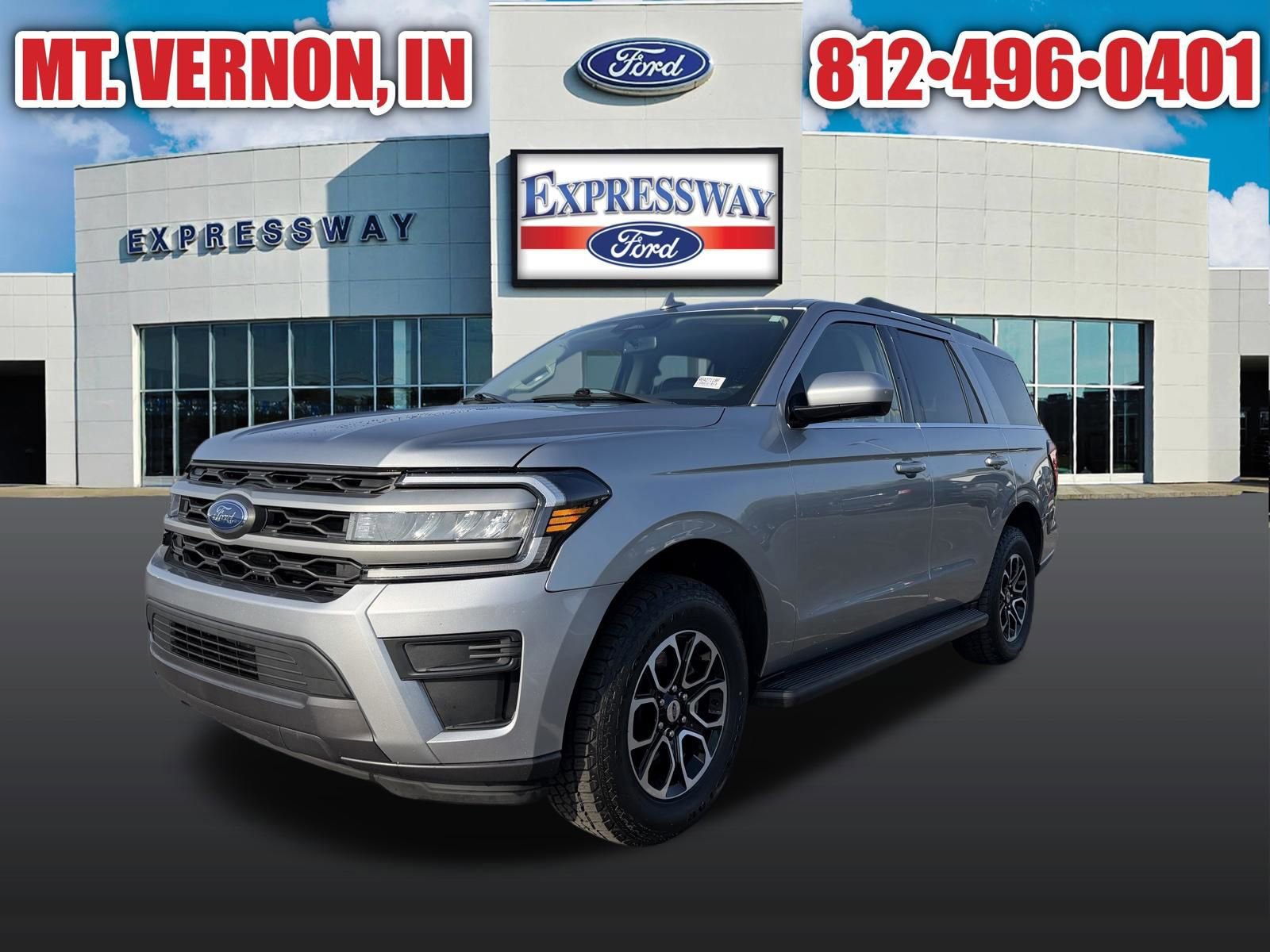 Used 2024 Ford Expedition XLT AWD/4WD image 3