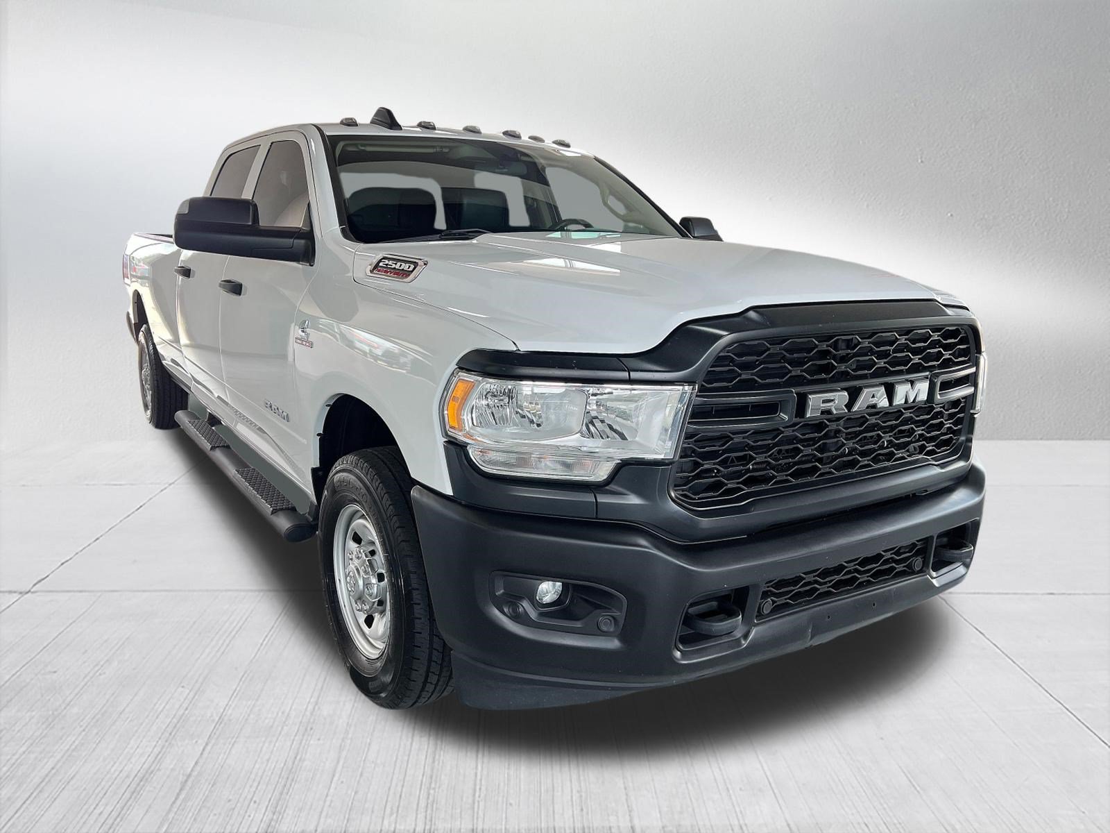 Used 2020 RAM 2500 Tradesman RWD image 3
