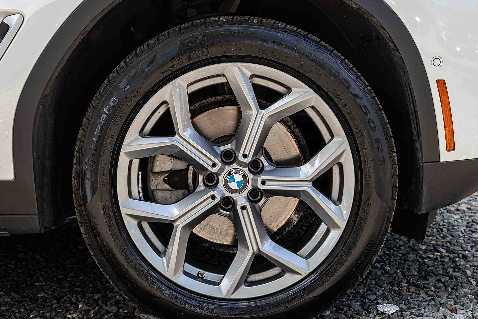 Used 2024 BMW X4 xDrive30i w/ Parking Assistance Package AWD/4WD image 28