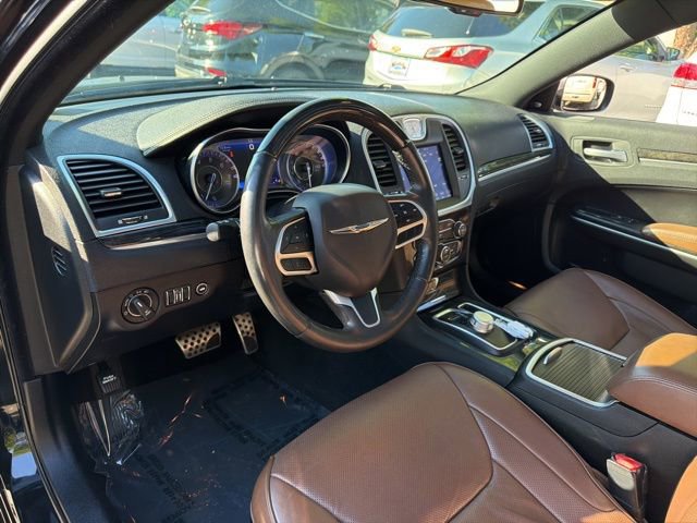 Used 2019 Chrysler 300 Limited RWD image 13