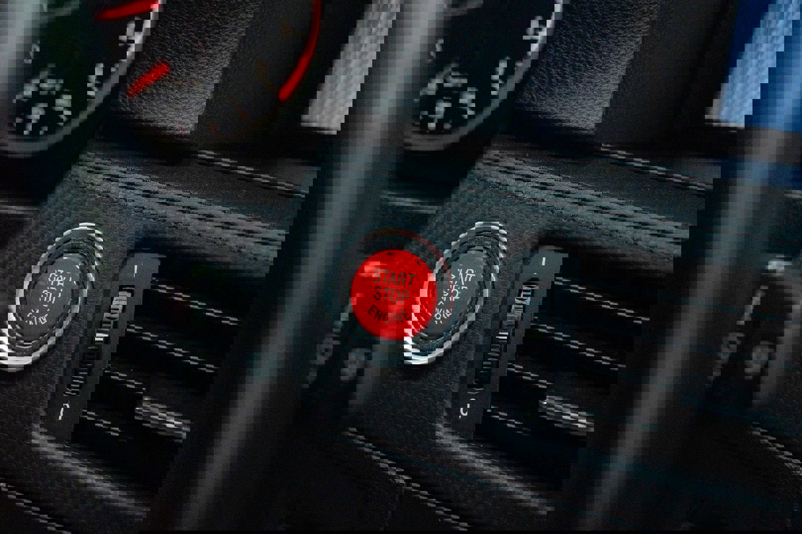 Used 2013 BMW M3 image 41