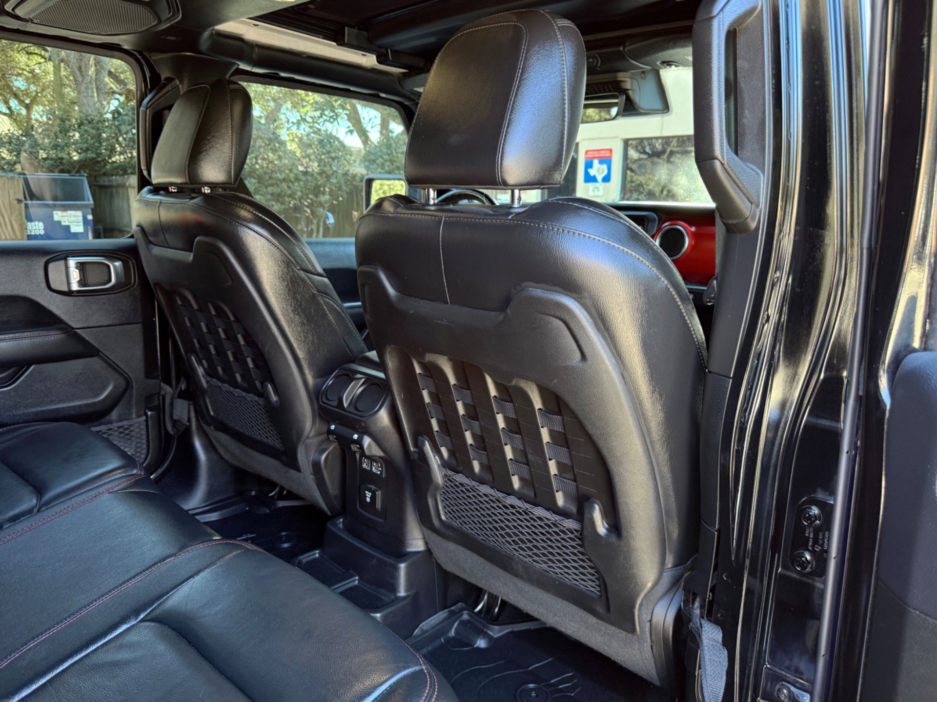 Used 2019 Jeep Wrangler Unlimited Rubicon image 50