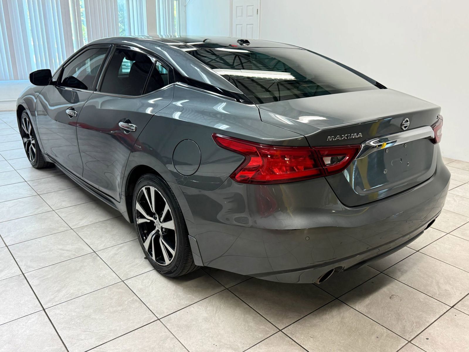 Used 2018 Nissan Maxima 3.5 SL FWD image 7