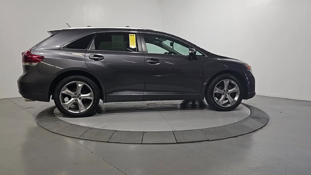 Used 2013 Toyota Venza LE w/ LE Convenience Pkg AWD/4WD image 7