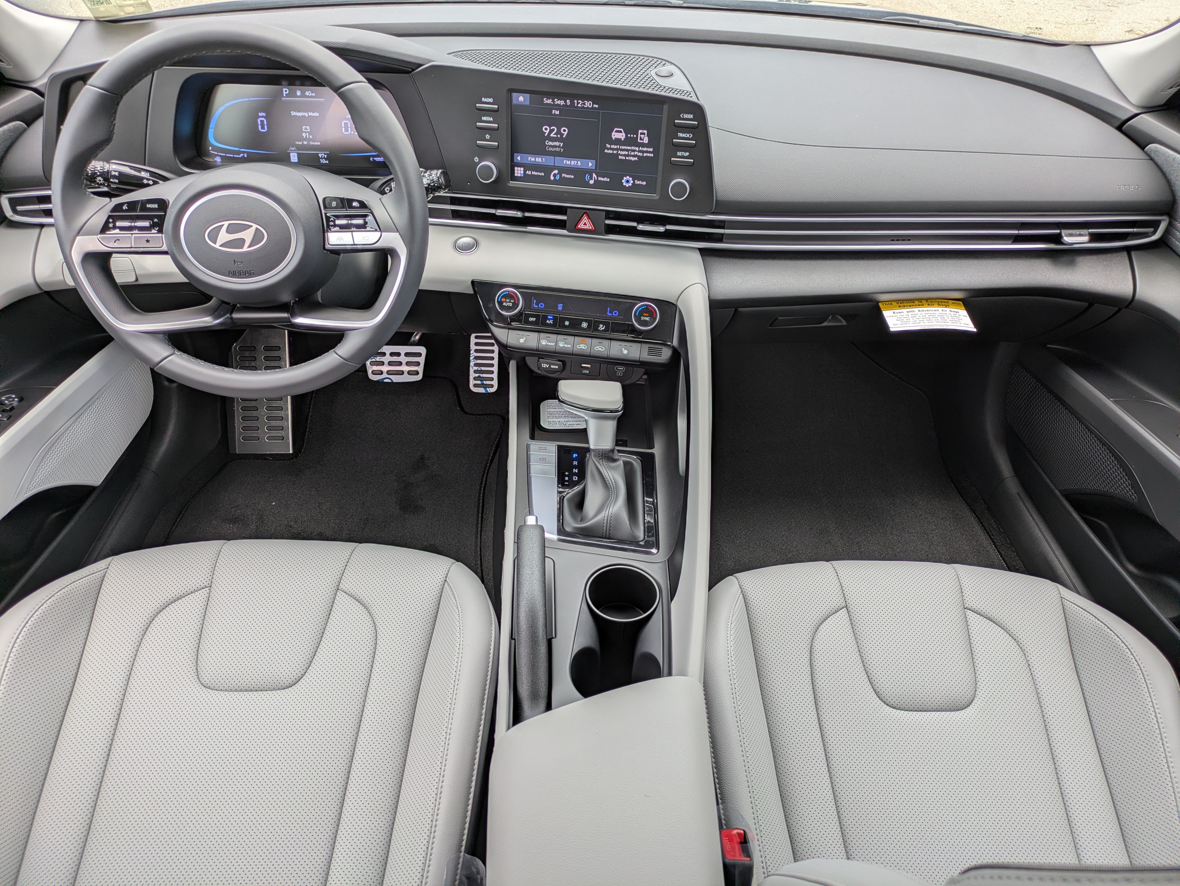 New 2026 Hyundai Elantra SEL Sport FWD image 12