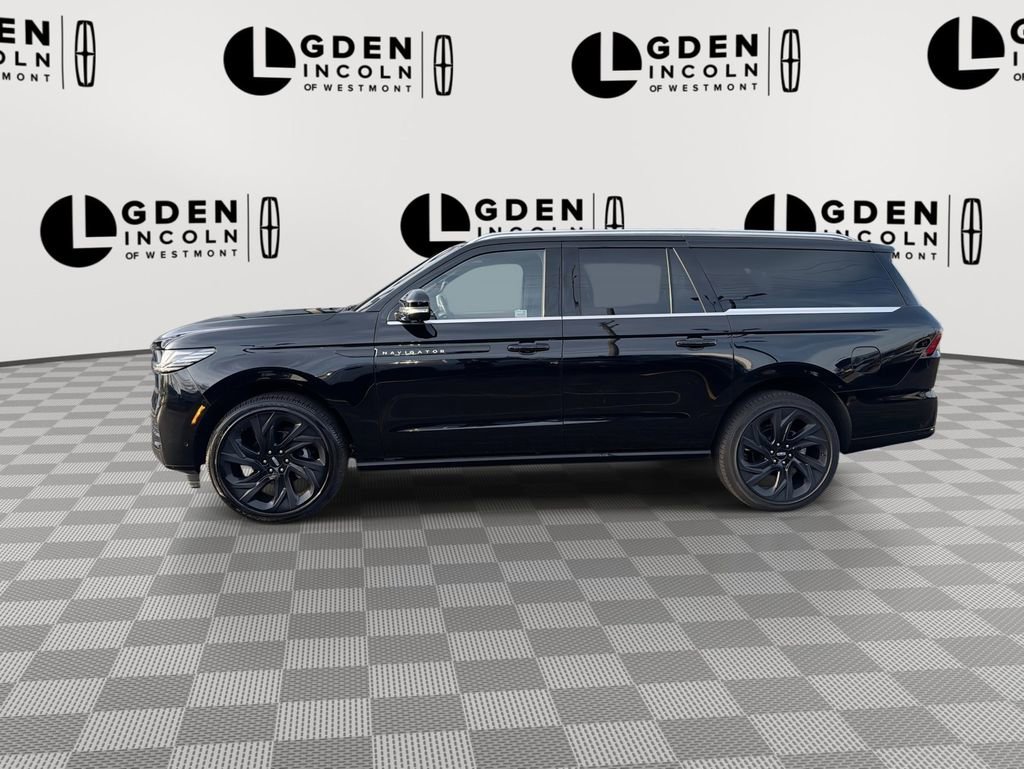 Used 2025 Lincoln Navigator L Black Label AWD/4WD image 5