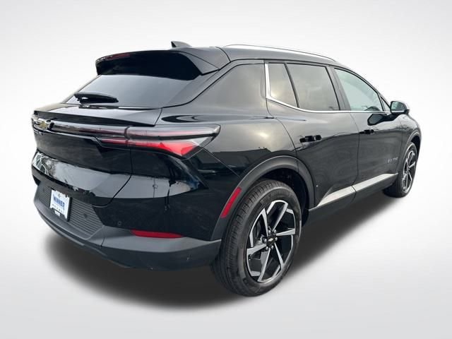 New 2026 Chevrolet Equinox EV LT image 5