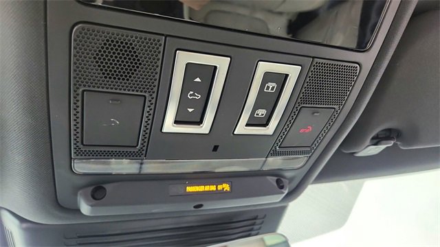 Used 2025 Jaguar F-PACE R-Dynamic S image 53