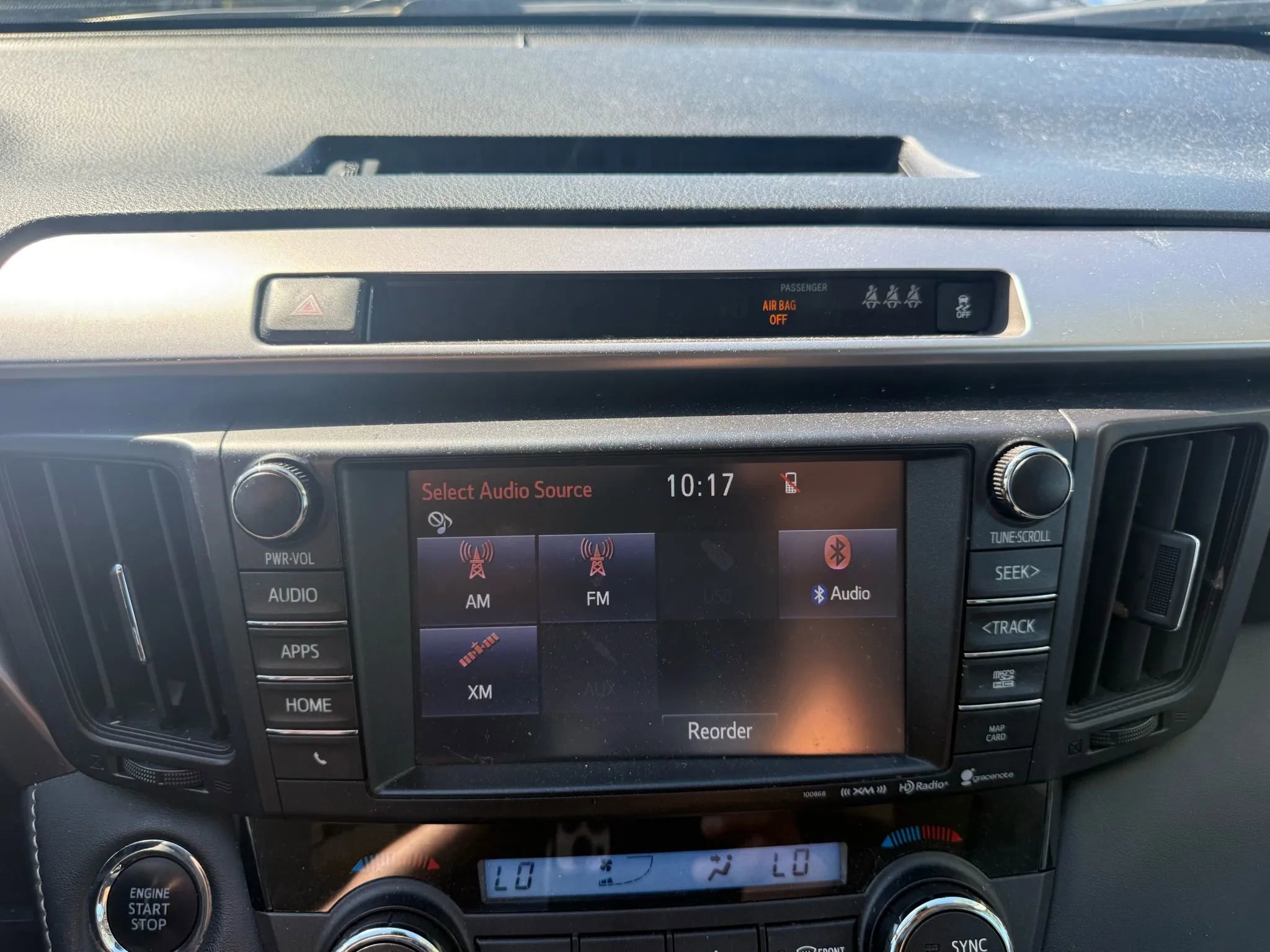 Used 2018 Toyota RAV4 Limited image 20