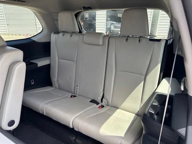 Used 2024 Toyota Grand Highlander FWD image 18