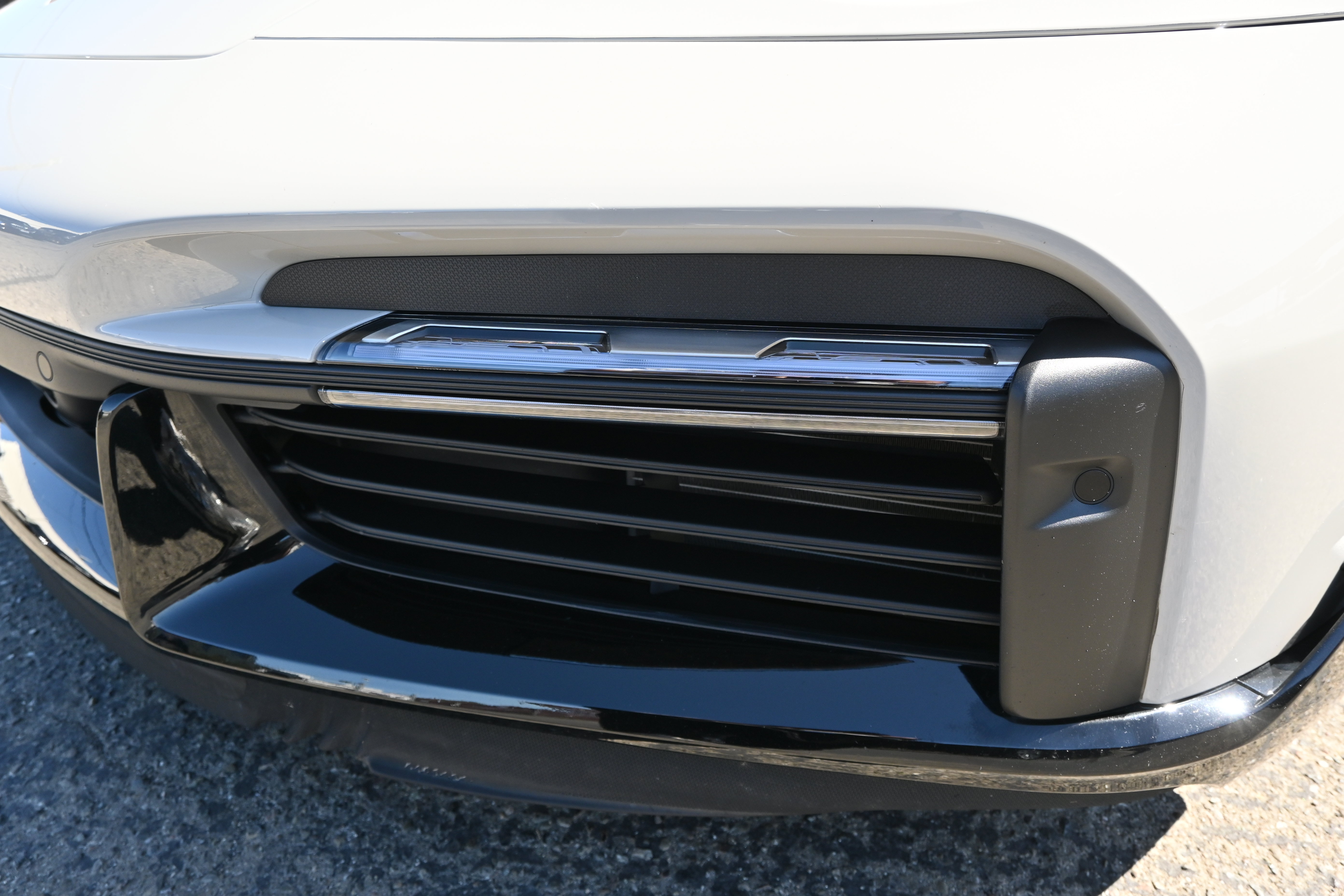 Used 2022 Porsche 911 Turbo S AWD/4WD image 19