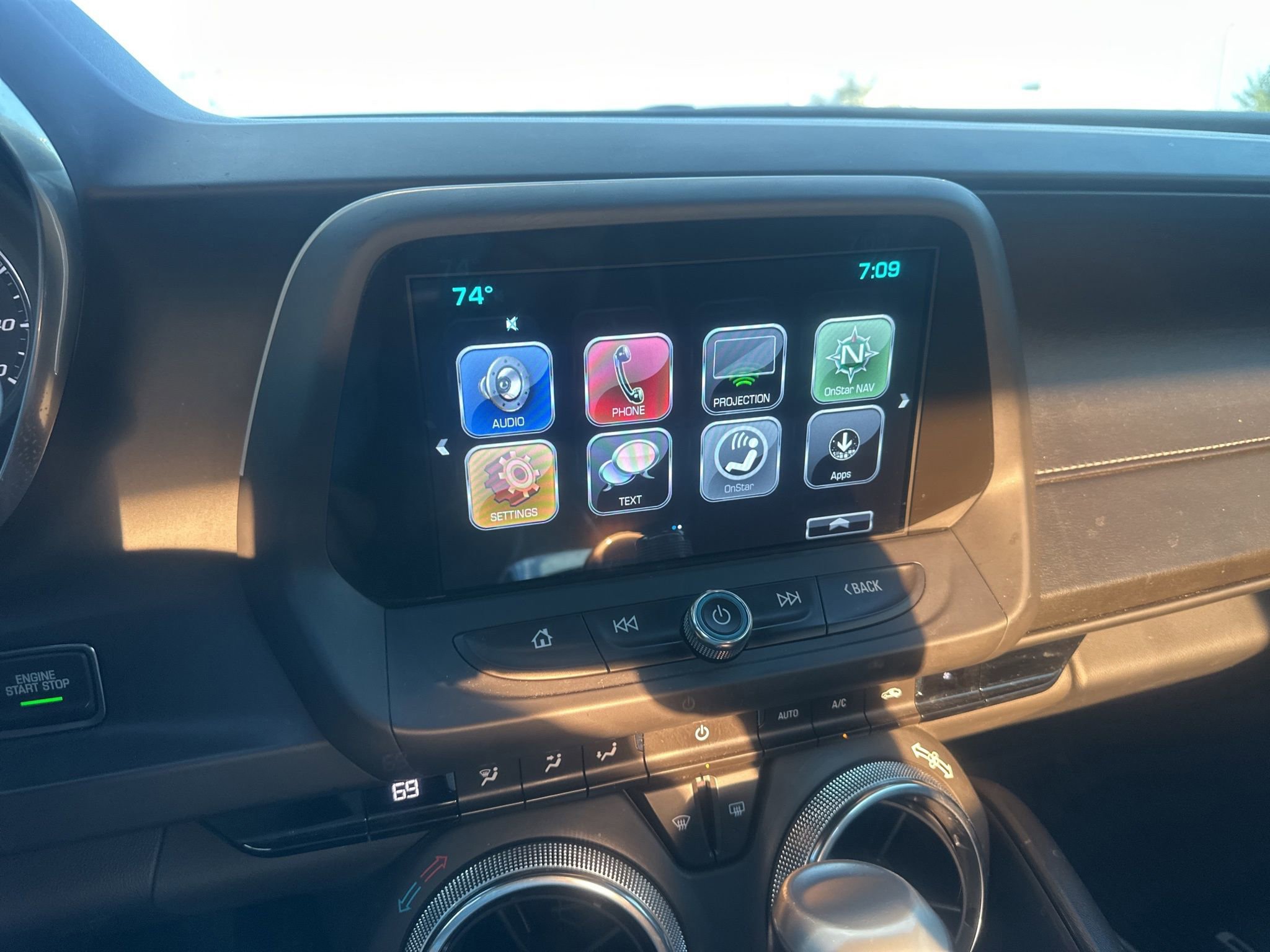 Used 2017 Chevrolet Camaro LT w/ Technology Package RWD image 25