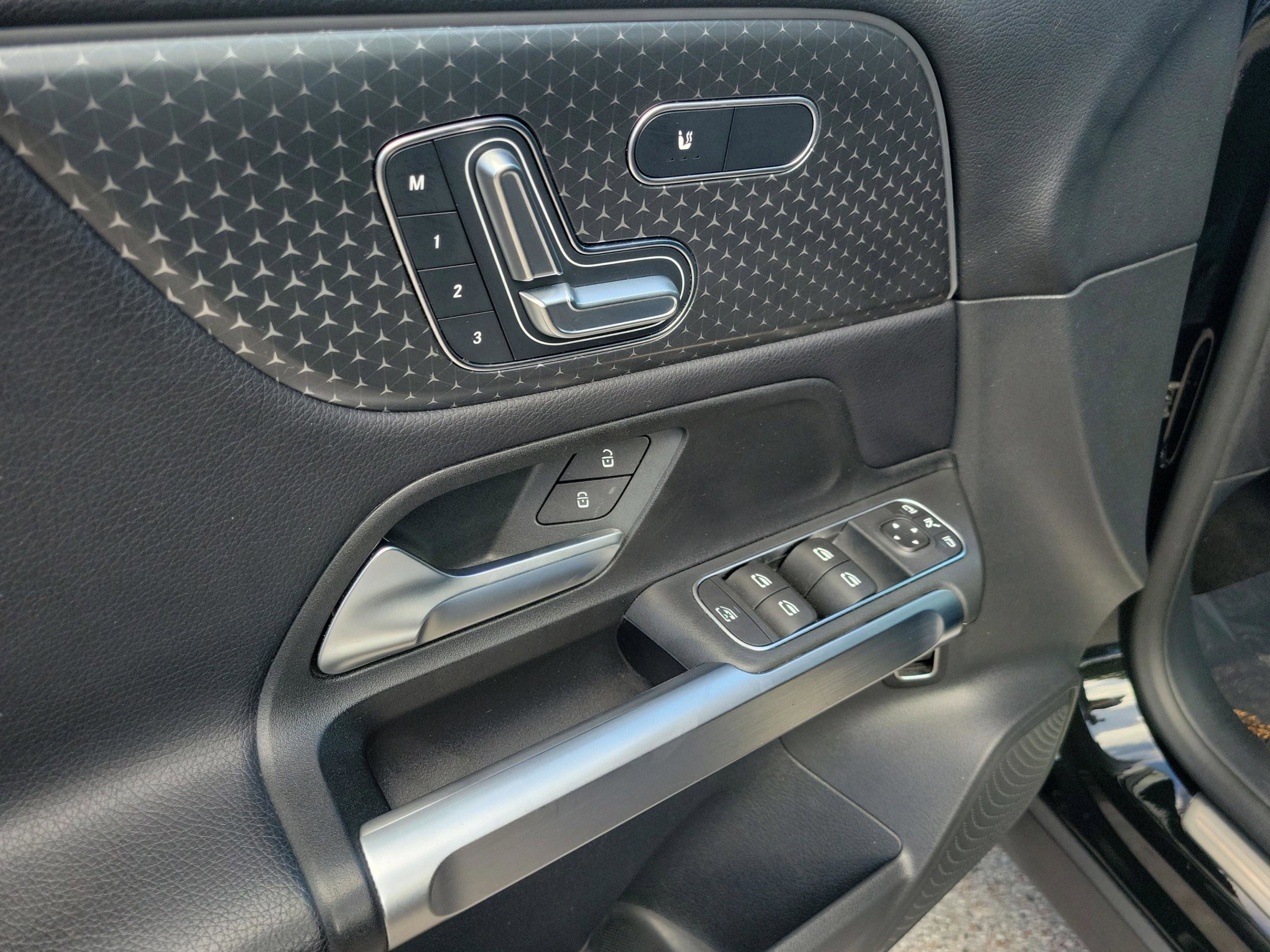 Certified 2024 Mercedes-Benz GLB 250 image 20