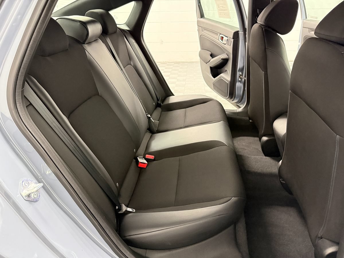Used 2022 Honda Civic Sport image 12
